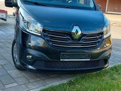Schwarz Gebraucht 2017 Renault Trafic Expression Van | 21.000 € (Teuer)