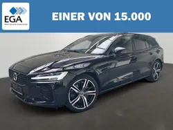 Schwarz metallic Gebraucht 2022 Volvo V60 R-Design Kombi | 43.410 € (Teuer)