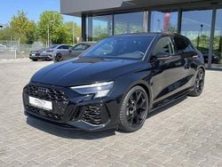 Mythosschwarz Gebraucht 2024 Audi RS3 Sportback Sport Kleinwagen | 59.985 € (Fairer Preis)