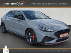 Shadow grey / sol Gebraucht 2023 Hyundai i30 N Performance Limousine | 29.990 € (Fairer Preis)