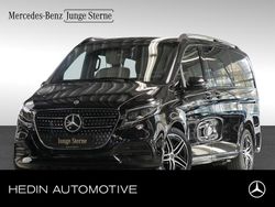 Schwarz Gebraucht 2024 Mercedes V300 Avantgarde Van / Kleinbus | 87.990 € (Teuer)