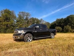 Schwarz Gebraucht 2019 Dodge Ram Abholung | 31.000 € (Teuer)