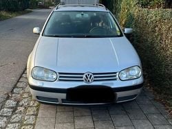 Silber Gebraucht 2001 VW Golf IV Kombi | 1.450 € (Guter Preis)