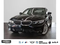 Schwarz uni Gebraucht 2020 BMW 330e Advantage Limousine | 24.990 € (Fairer Preis)