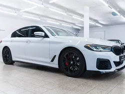 Weiß Gebraucht 2021 BMW M550 Performance Limousine | 55.999 € (Guter Preis)