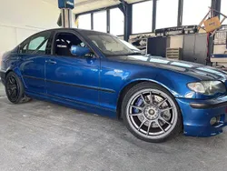 Blau Gebraucht 2004 BMW 330 M Sport Limousine | 8.500 €
