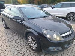 Schwarz Gebraucht 2007 Opel Astra GTC Coupé | 1.950 € (Superpreis)