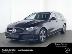 Lack obsidianschwarz Gebraucht 2023 Mercedes C220 Avantgarde Kombi | 32.670 € (Fairer Preis)