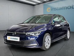 Blau Gebraucht 2024 VW Golf VIII Kleinwagen | 30.049 € (Superpreis)