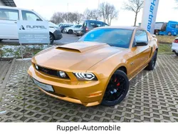 Gold Gebraucht 2010 Ford Mustang | 19.990 € (Etwas zu teuer)
