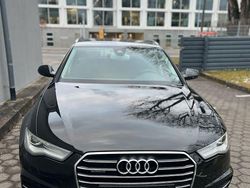 Schwarz Gebraucht 2015 Audi 200 Ambiente Kombi | 15.600 €