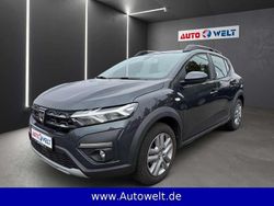 Grau Gebraucht 2023 Dacia Sandero Stepway Kleinwagen | 15.990 € (Fairer Preis)