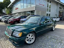 Grün Gebraucht 1994 Mercedes E280 Limousine | 15.999 €