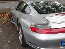 Silber Gebraucht 2003 Porsche 996 Coupé | 35.900 €