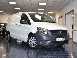 Bergkristallweiã Gebraucht 2020 Mercedes Vito Van / Kleinbus | 18.470 €
