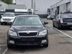 Schwarz Gebraucht 2009 Skoda Octavia Ambiente Kombi | 4.300 € (Superpreis)