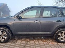 Grau Gebraucht 2006 Toyota RAV4 SUV | 6.990 € (Fairer Preis)