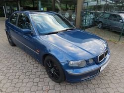 Blau Gebraucht 2001 BMW 325 Sport Line Limousine | 3.250 €
