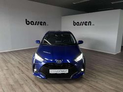 Nachtblau mica metallic Gebraucht 2022 Toyota Yaris Hybrid Team Kleinwagen | 16.950 € (Fairer Preis)