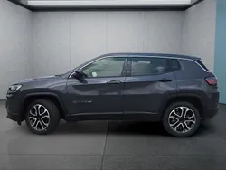 Grau Neu 2025 Jeep Compass SUV | 41.899 €