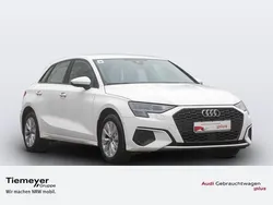 Weiß Gebraucht 2021 Audi A3 Sportback e-tron Comfort Limousine | 20.440 € (Guter Preis)