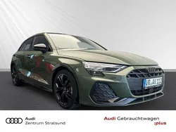 Distriktgrün metallic Gebraucht 2024 Audi A3 Sportback S-Line Limousine | 42.700 € (Etwas zu teuer)