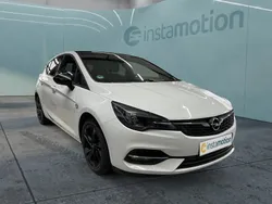 Weiß Gebraucht 2021 Opel Astra GS Line Limousine | 13.570 € (Fairer Preis)