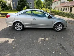 Silber Gebraucht 2007 Opel Astra Cabriolet Cabrio | 3.799 € (Teuer)