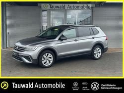 Silber (pyrit silber metallic) Gebraucht 2023 VW Tiguan Allspace Life SUV | 33.330 € (Guter Preis)