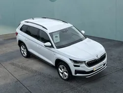 Weiß Gebraucht 2022 Skoda Kodiaq Ambition SUV | 32.800 € (Fairer Preis)