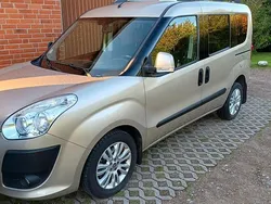 Gold Gebraucht 2009 Fiat Doblò Van / Kleinbus | 4.650 € (Etwas zu teuer)