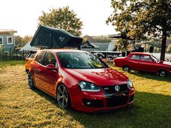 Rot Gebraucht 2006 VW Golf V GTI Coupé | 7.799 €