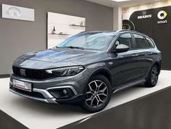 Grau Gebraucht 2022 Fiat Tipo Cross Kombi | 17.988 € (Guter Preis)
