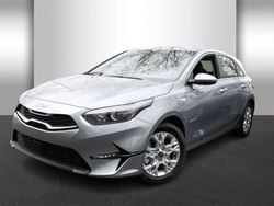 Grau Neu 2025 Kia Ceed Comfort Limousine | 24.470 € (Fairer Preis)