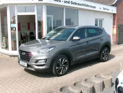 Grau Gebraucht 2019 Hyundai Tucson Premium SUV | 19.790 € (Guter Preis)