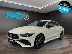 Weiß Gebraucht 2025 Mercedes CLA200 AMG Limousine | 45.890 € (Teuer)