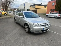 Silber Gebraucht 2003 Opel Signum Elegance Kombi | 1.100 € (Guter Preis)