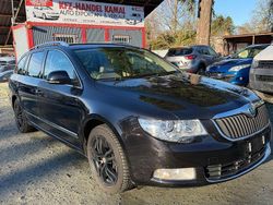 Schwarz Gebraucht 2012 Skoda Superb Elegance Kombi | 7.999 € (Fairer Preis)