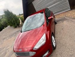 Rot Gebraucht 2015 Ford C-MAX Titanium Van / Kleinbus | 9.800 € (Fairer Preis)