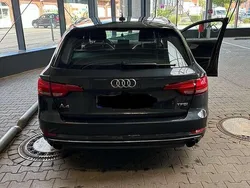 Grau Gebraucht 2018 Audi A4 Kombi | 19.000 € (Guter Preis)