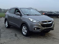 Grau Gebraucht 2013 Hyundai ix35 SUV | 9.400 € (Fairer Preis)