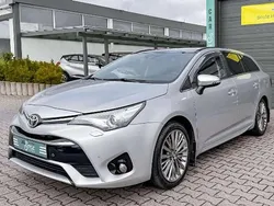 Silber Gebraucht 2015 Toyota Avensis Kombi | 15.470 € (Fairer Preis)