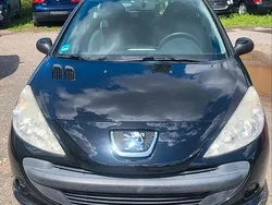 Schwarz Gebraucht 2011 Peugeot 206+ Kleinwagen | 2.200 € (Guter Preis)