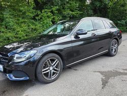 Schwarz Gebraucht 2017 Mercedes C200 Kombi | 17.400 € (Fairer Preis)