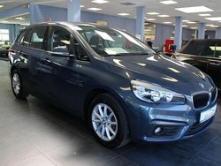 Blau Gebraucht 2015 BMW 218 Advantage SUV | 12.980 € (Etwas zu teuer)