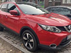 Rot Gebraucht 2016 Nissan Qashqai 360º SUV | 13.000 € (Guter Preis)