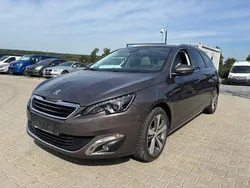 Grau Gebraucht 2016 Peugeot 308 Style Kombi | 10.999 € (Fairer Preis)