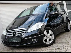 Schwarz Gebraucht 2010 Mercedes A160 Van / Kleinbus | 3.690 € (Fairer Preis)
