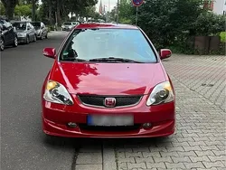 Rot Gebraucht 2005 Honda Civic Kleinwagen | 3.850 €