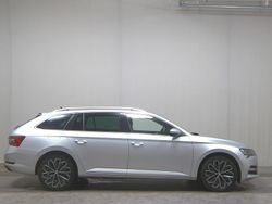 Silber Gebraucht 2020 Skoda Superb LAURIN & KLEMENT Kombi | 14.590 € (Fairer Preis)